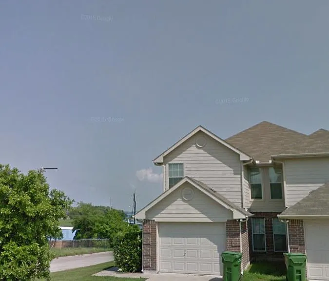4902 Captains Pl — Photo 2