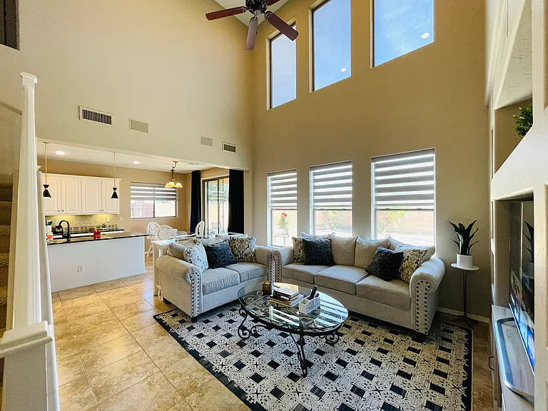 1393 E Martha Dr — Photo 11