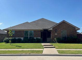 520 Cottonview Dr, Waxahachie, TX 75165