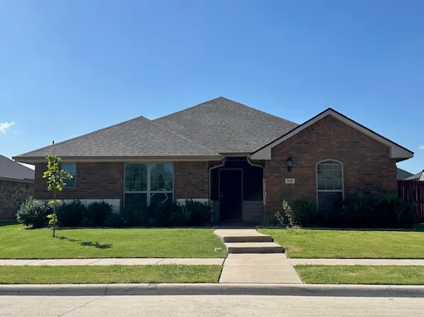 520 Cottonview Dr, Waxahachie, TX 75165