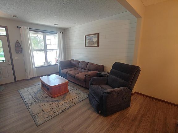 2nd image of 5040 Schumard Ct SE