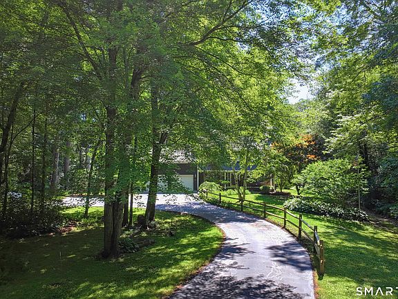 4th image of 373 Chase Road