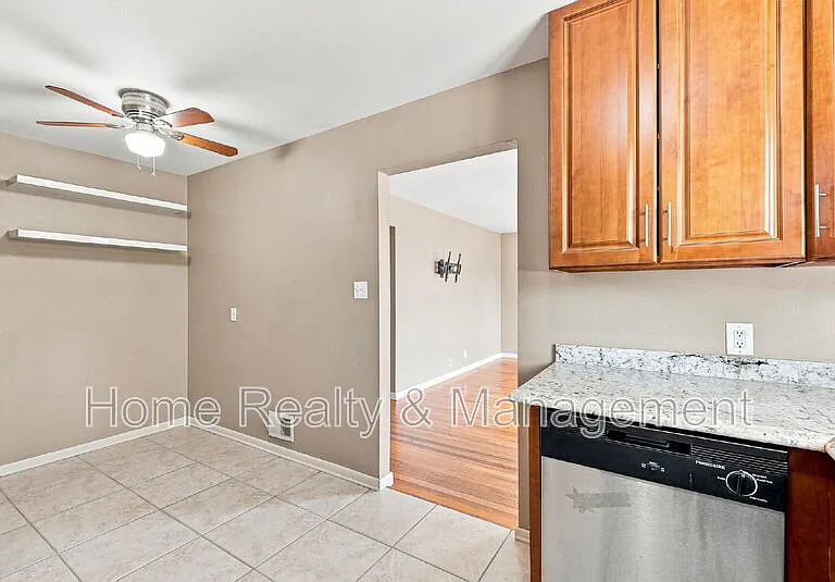 10807 Larry Dr — Photo 11