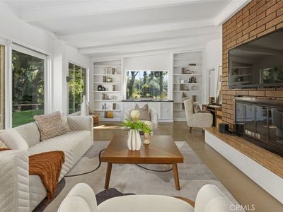 444 Oneida Dr, Pasadena, CA, 91107