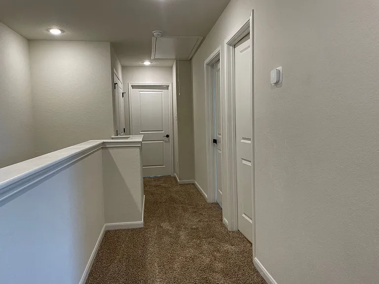 10330 Lynwood Vlg #101 — Photo 9