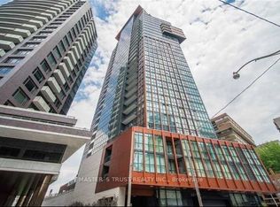32 Davenport Rd N #1906, Toronto, ON M5R 0B5