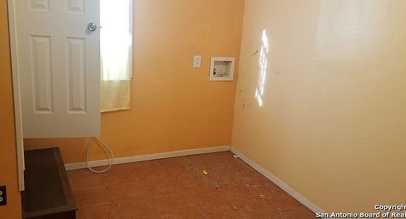 4th image of 207 Sonora St