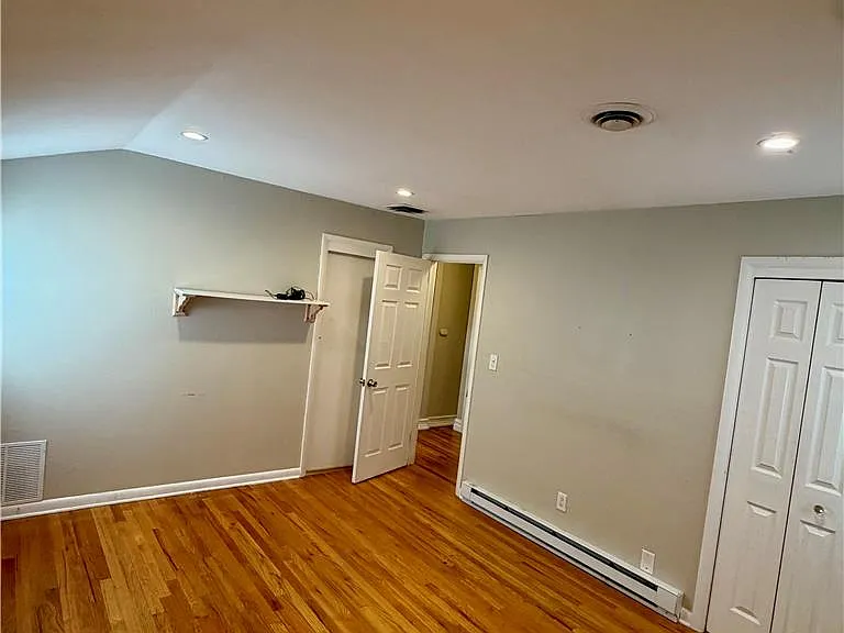 1820 Sherwood St — Photo 11