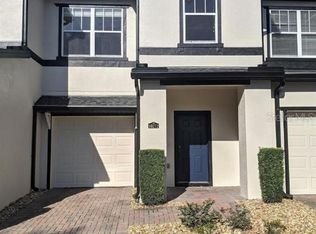 10272 Park Commons Dr, Orlando, FL 32832