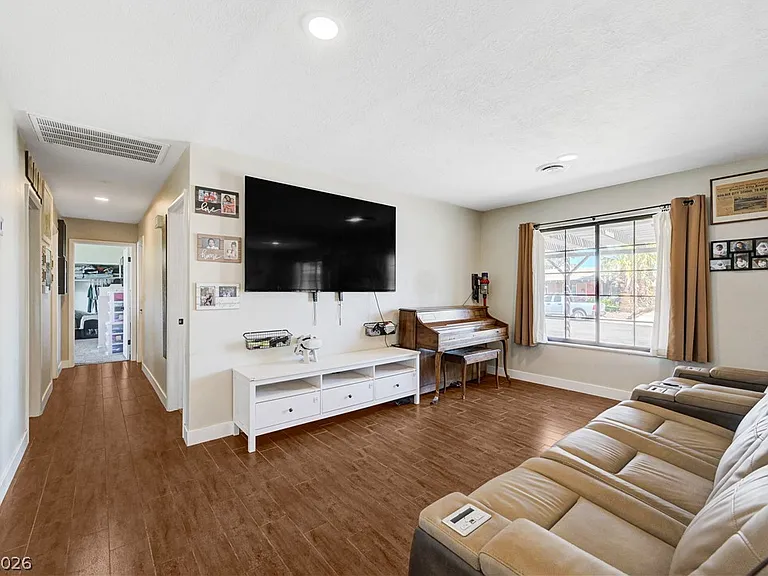 1331 Pinto Rd — Photo 16