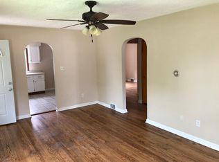 423 S Grand Ave, Bradley, IL 60915