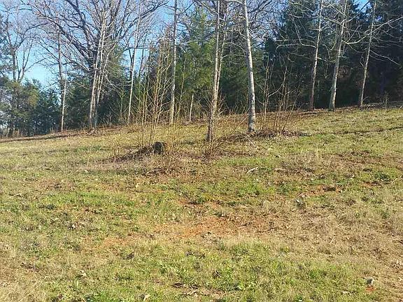 3rd image of 120 Lake Lou Ella Dr