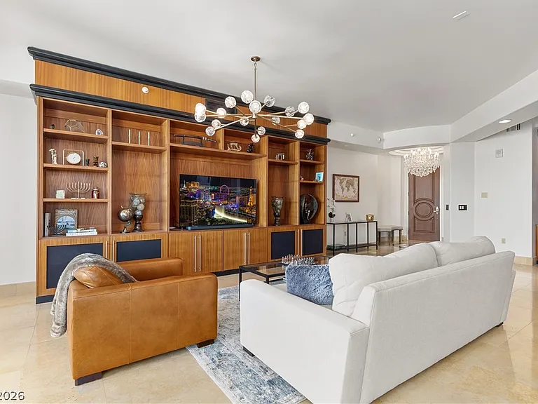 9103 Alta Dr #807 — Photo 3