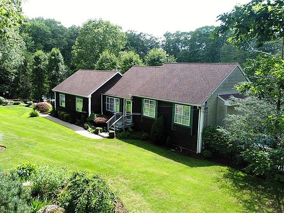 3rd image of 375 Franklin Rd