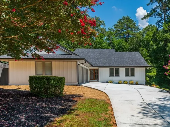 350 Ridgewater Dr, Marietta, GA 30068