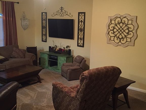 4th image of 1319 Mission Dr
