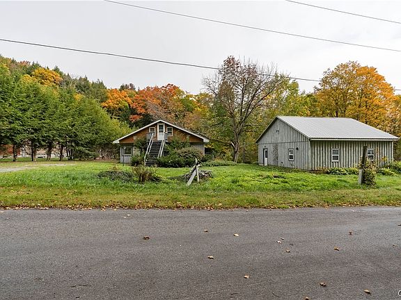 2nd image of 5883 Gomer Hill Rd