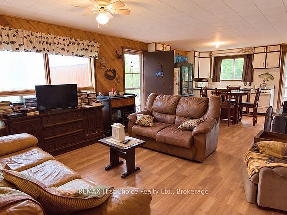 2nd image of 214 Eagle Nest Rd