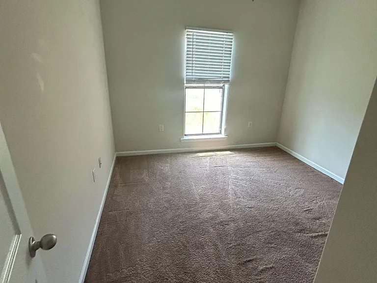 167 Small Oaks Rd — Photo 6