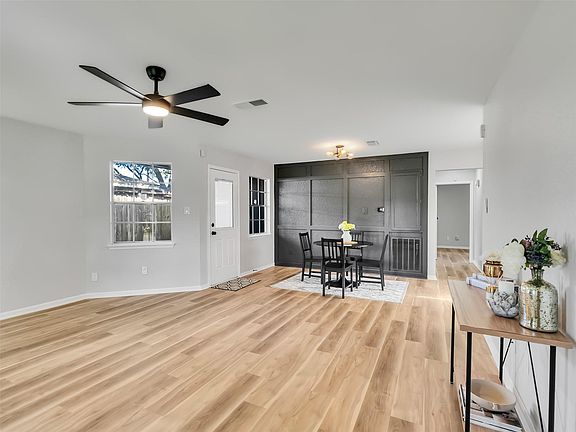 3rd image of 2613 7th Ave N