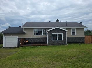 716 Durrell St, Labrador City, NL A2V1J7