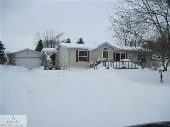 278 Spring St, Vermontville, MI 49096