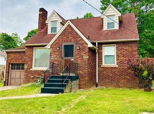 101 W 1st St, Minerva, OH 44657