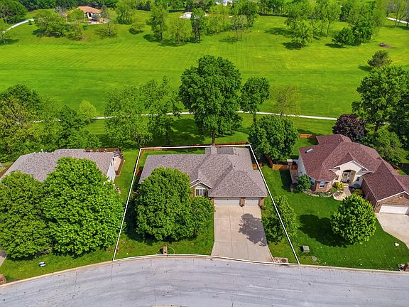 2nd image of 475 Mockingbird Ridge