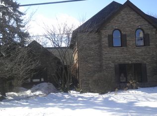 6520 Pontiac Dr, Indian Head Park, IL