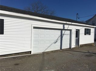 2340 E Main Rd, Portsmouth, RI 02871
