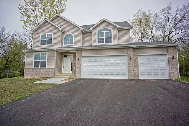 24150 W Rose Ave photo 1
