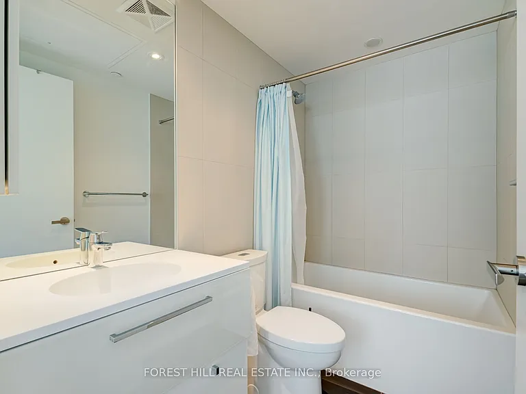 15 Grenville St #4708 — Photo 23