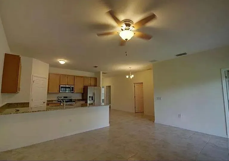 1076 Navigator Rd — Photo 5