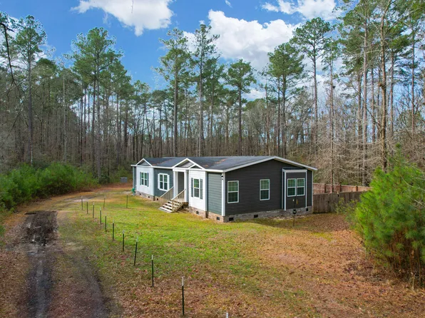 35 Dalmation Ct, Round O, SC 29474