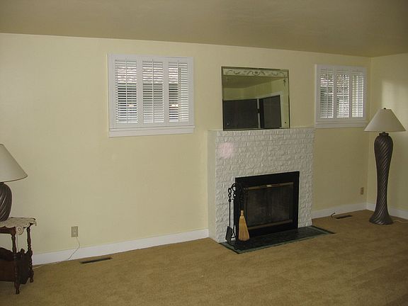 Living Rm with Fireplace