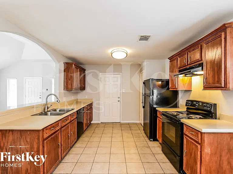 18731 Reynolds Park Dr — Photo 8