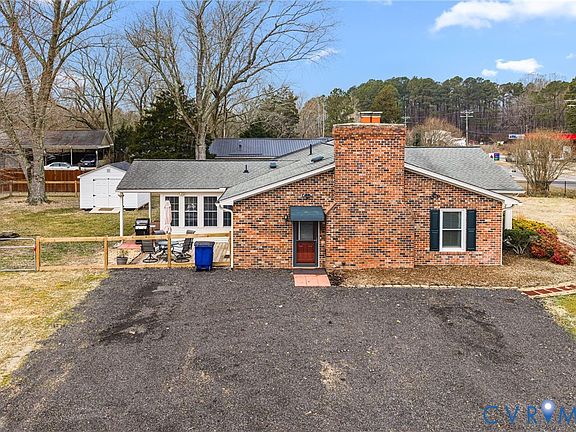 4th image of 8674 Mary Ball Rd