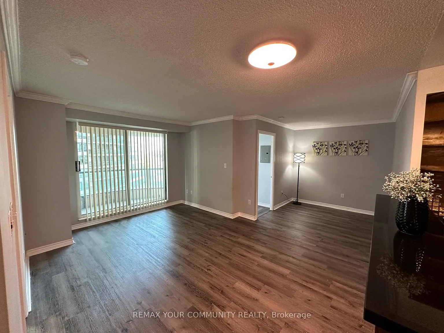 Sonata Condominium — Photo 4