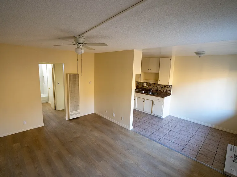 1941 Orchard Ave #3 — Photo 27