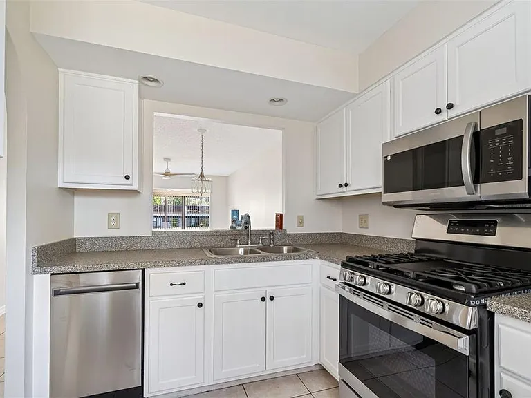 1285 Mission Hills Blvd #36-B — Photo 9