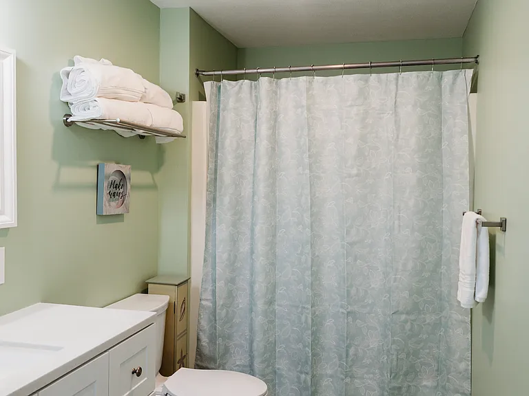 189 E Grand Ave #304 — Photo 12