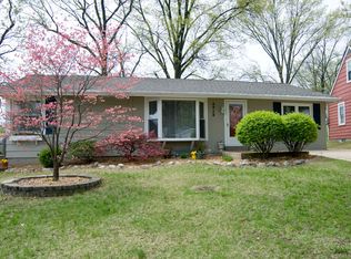 6928 Ravenscroft Dr, Saint Louis, MO