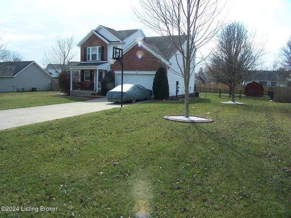 695 Helm Ln, Mount Washington, KY 40047