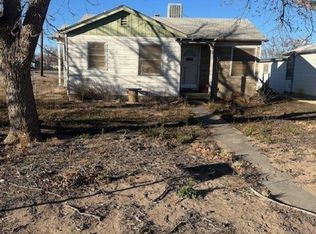 202 Glendale St, Carlsbad, NM 88220