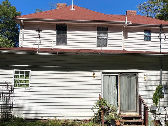 2nd image of 306 Broyles St