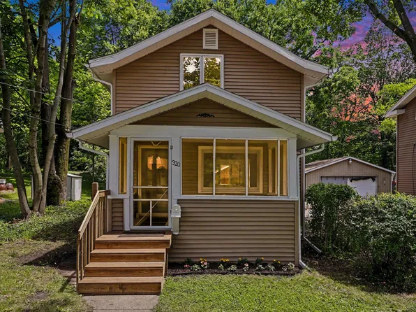 320 Trimble Ave, Kalamazoo, MI 49048