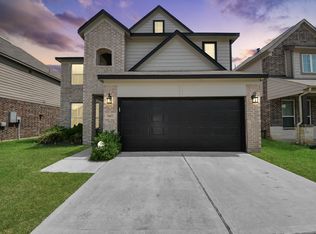 8402 Northern Pintail Dr, Houston, TX 77049