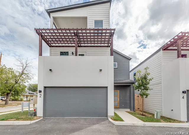 252 Cornell Ave #2