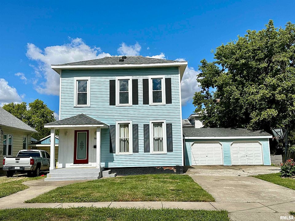 1st image of 706 W Douglas Ave