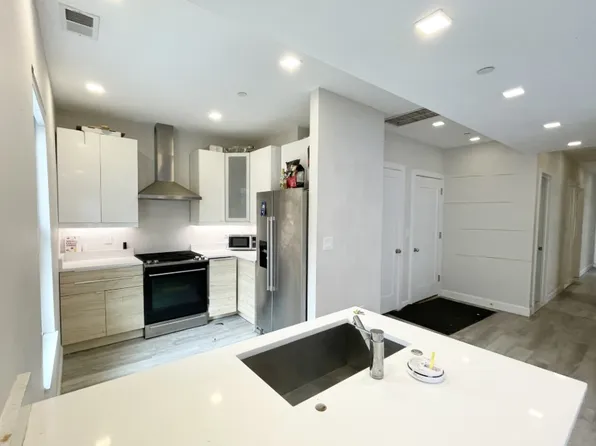 113 Hillside St, Roxbury Crossing, MA